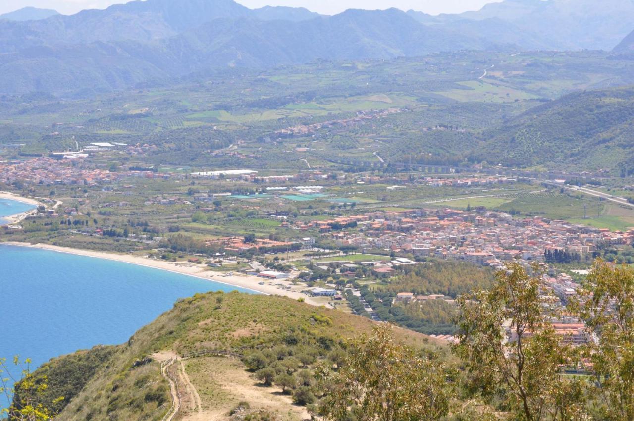 올리베리 Casa Benny Difronte Al Mare 아파트 외부 사진